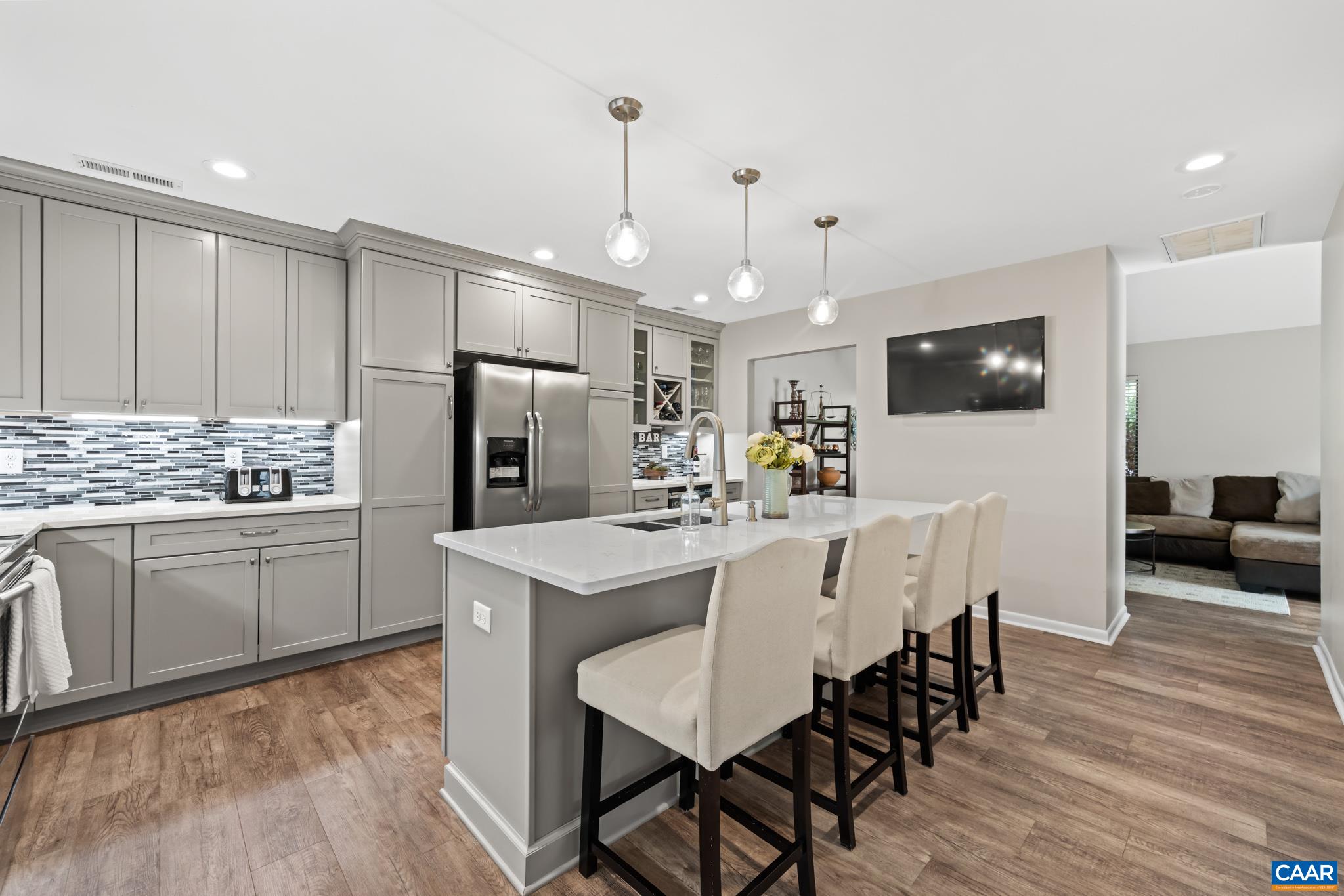 101 BLITHE CT