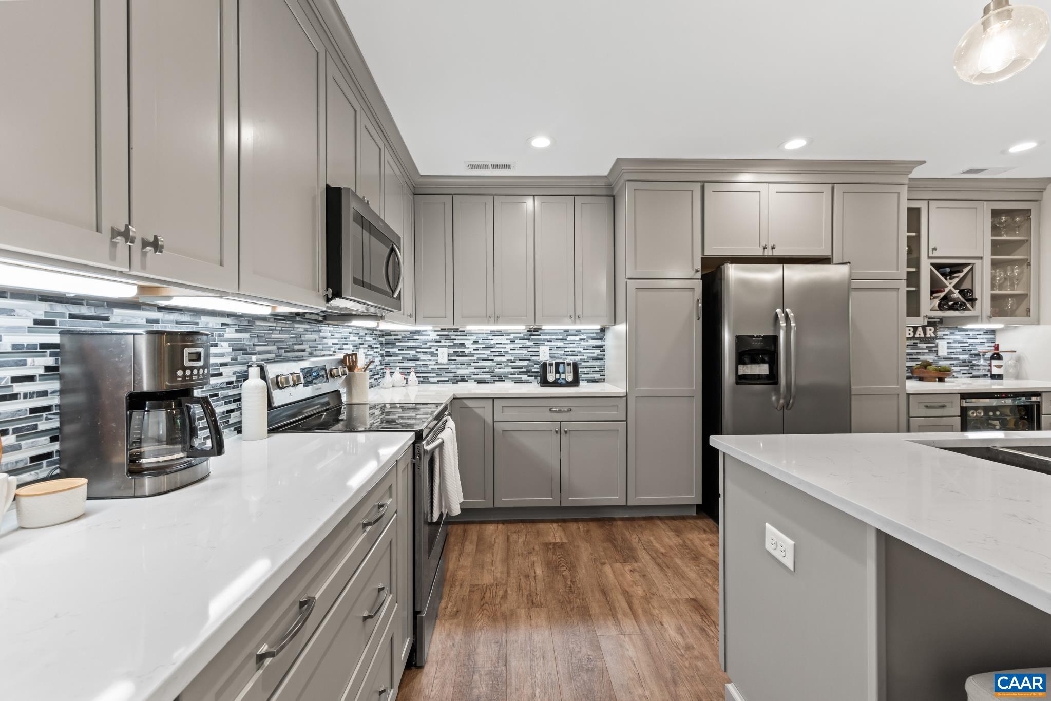 101 BLITHE CT