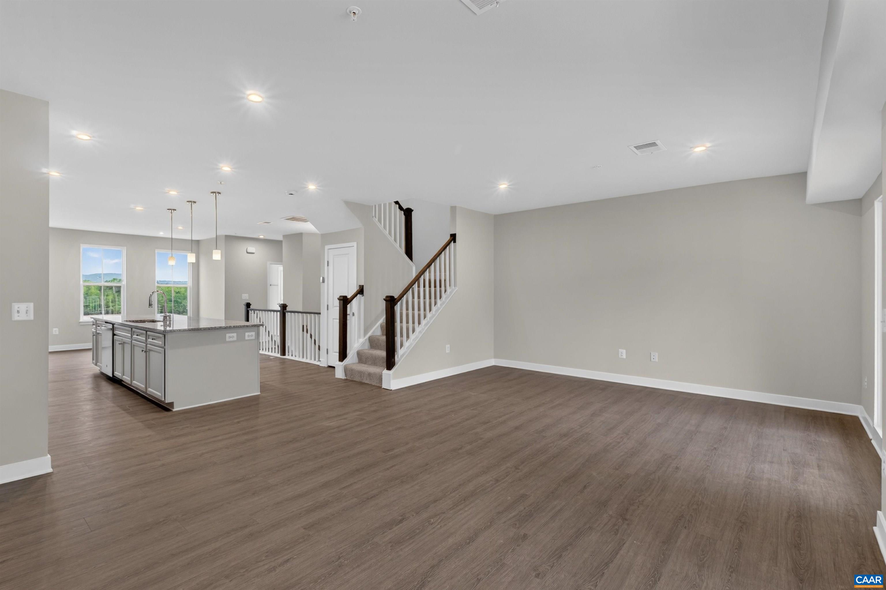 4074B PERSEUS LN