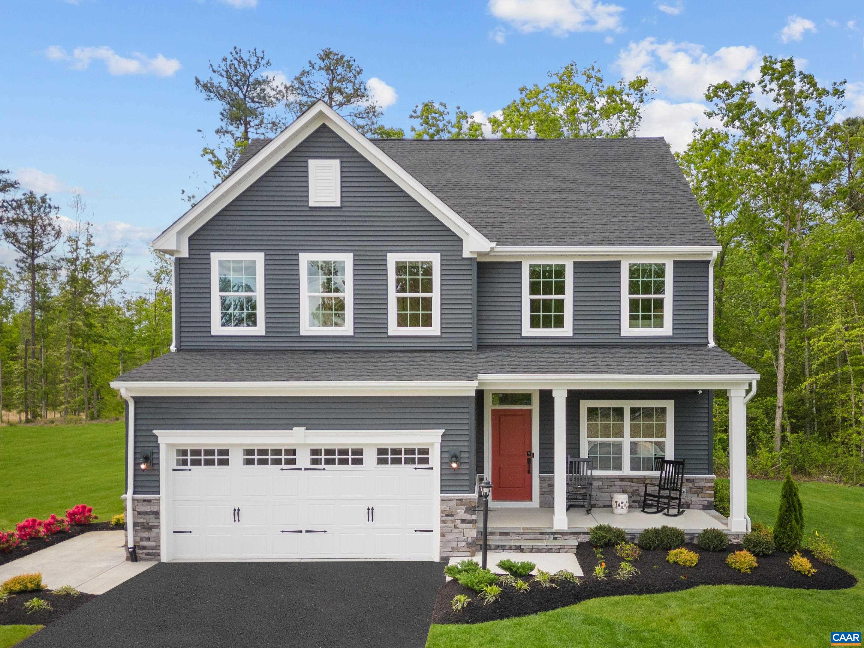 8 BUTTERFIELD LN