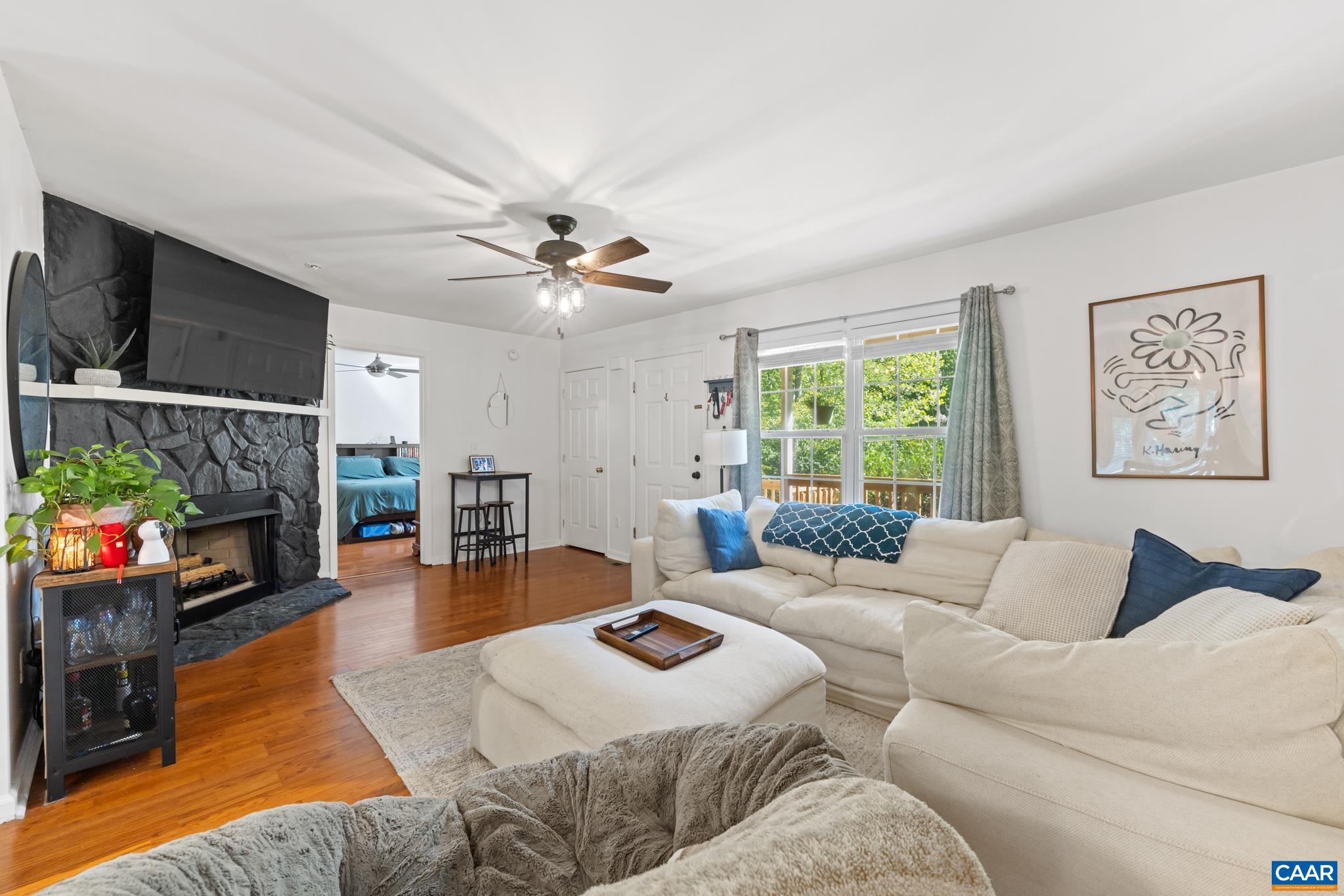 10 IROQUOIS WAY