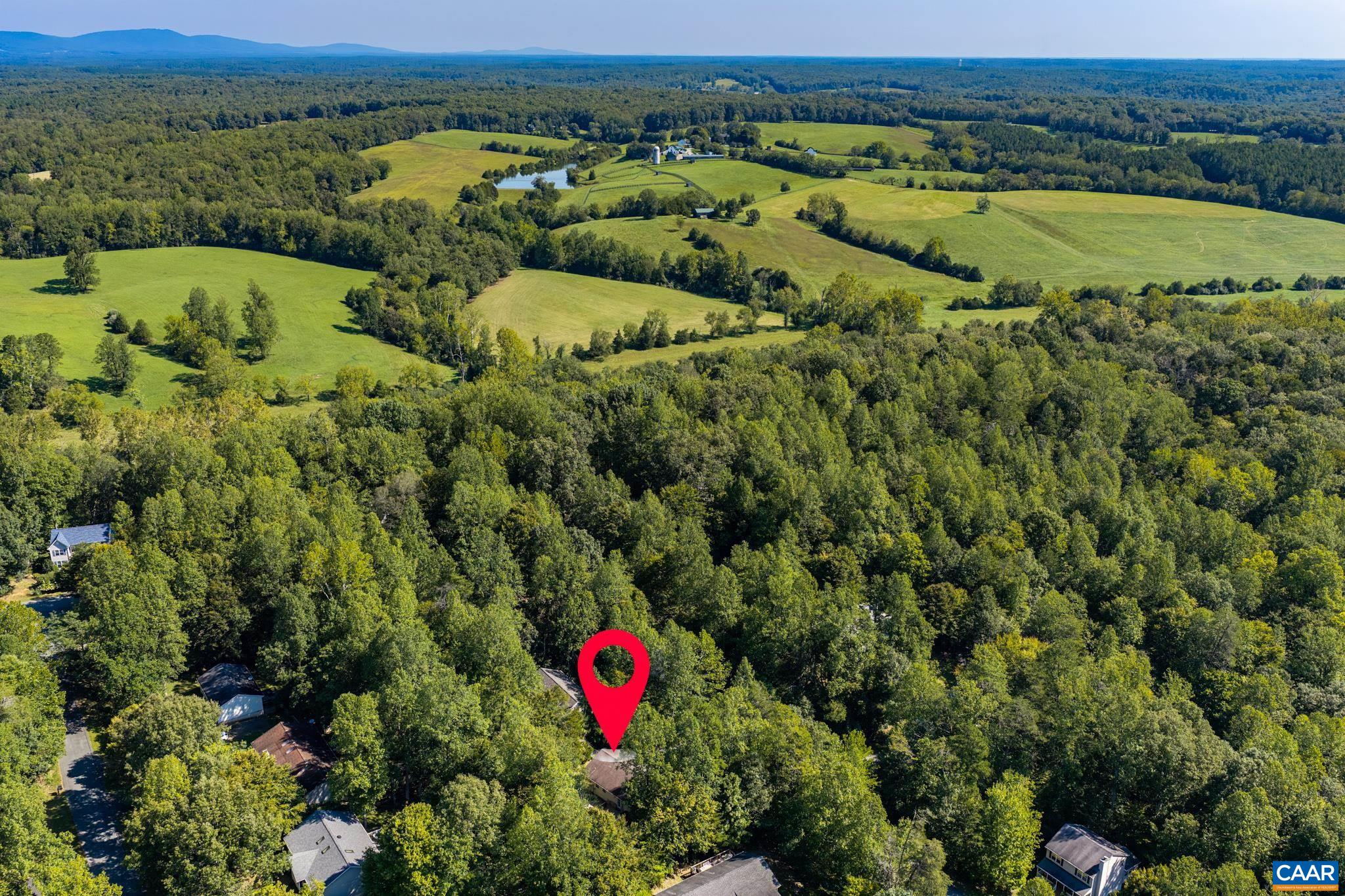 10 IROQUOIS WAY