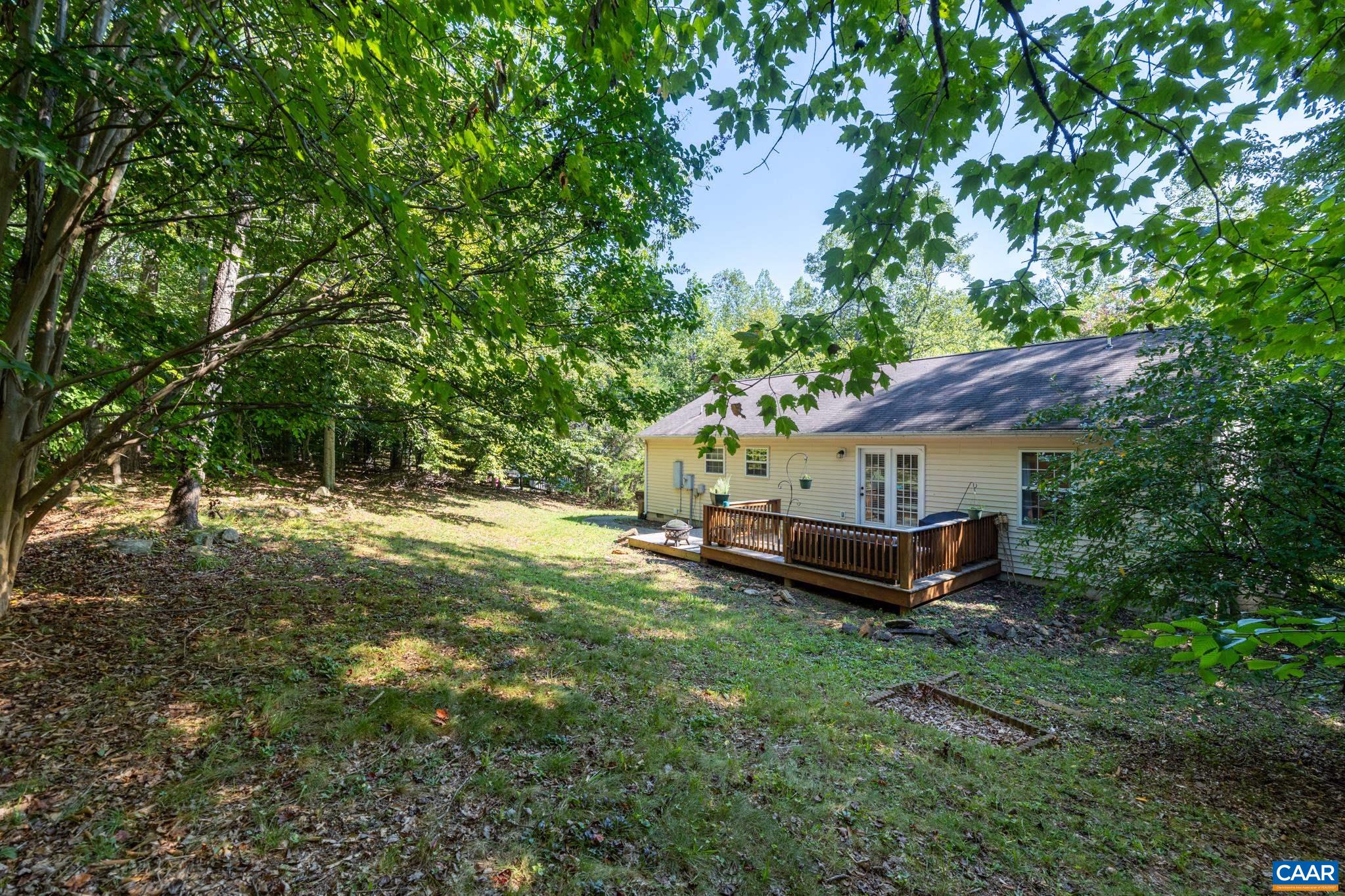 10 IROQUOIS WAY