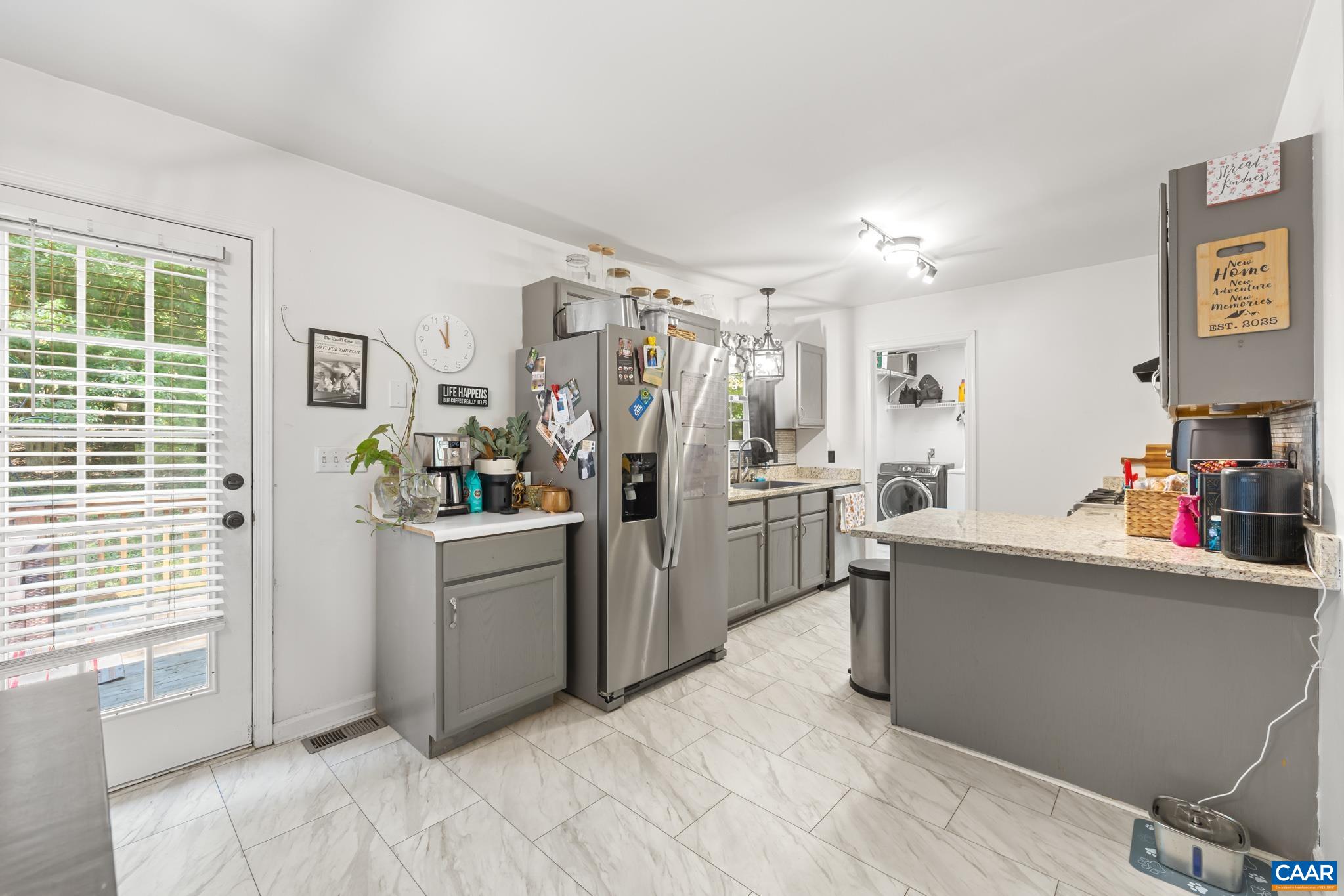 10 IROQUOIS WAY