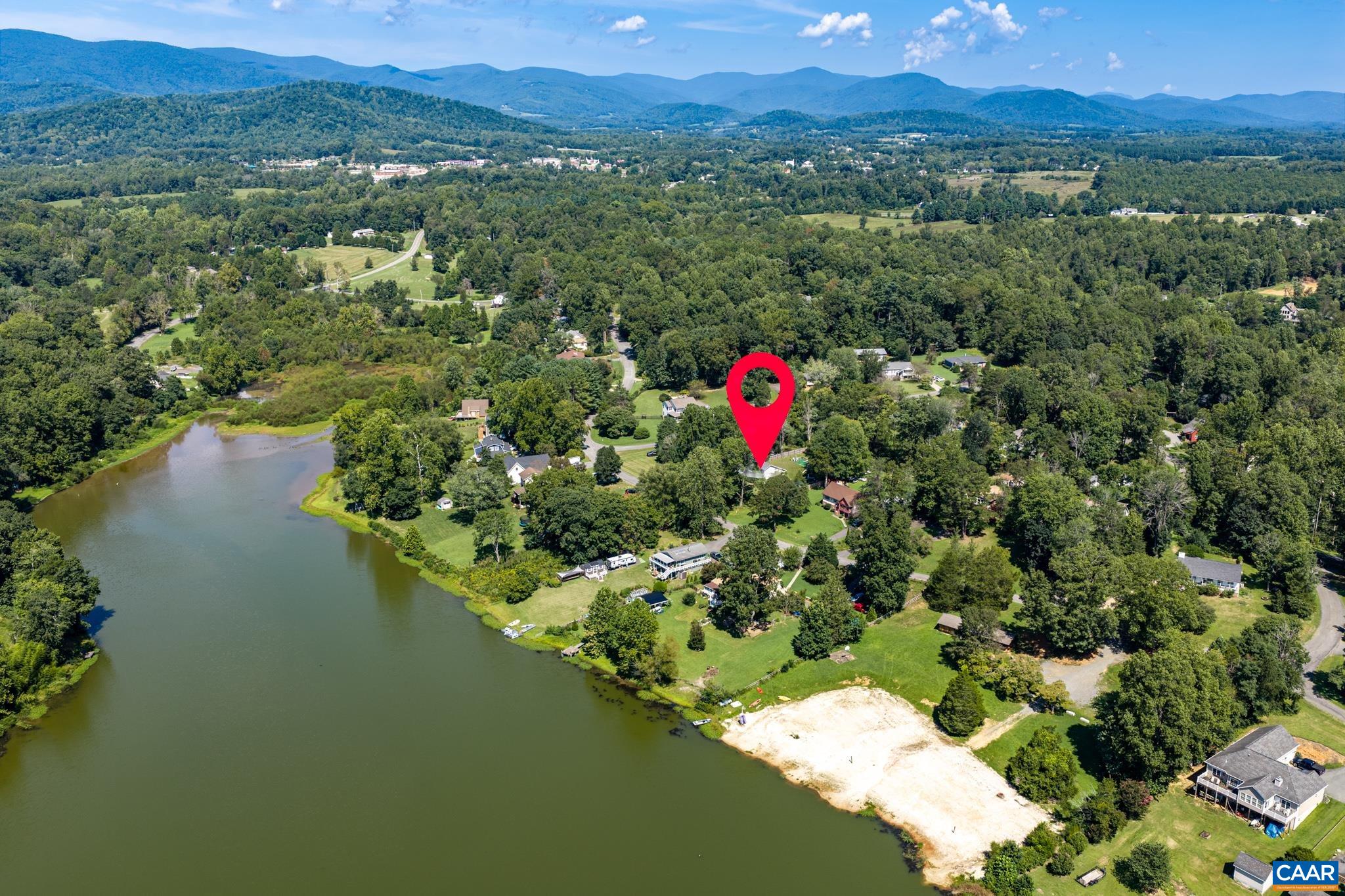 421 SUNSET DR