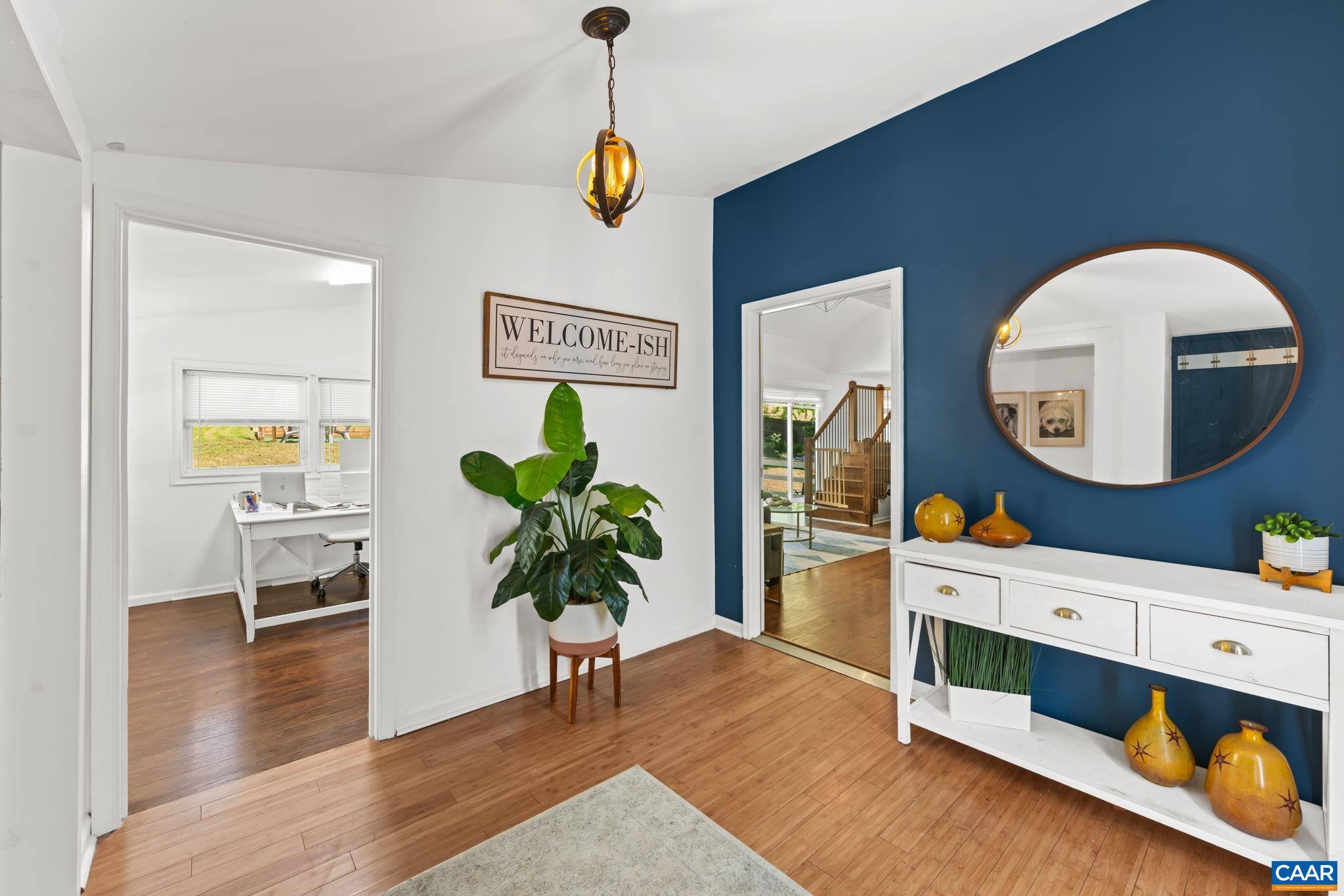 421 SUNSET DR