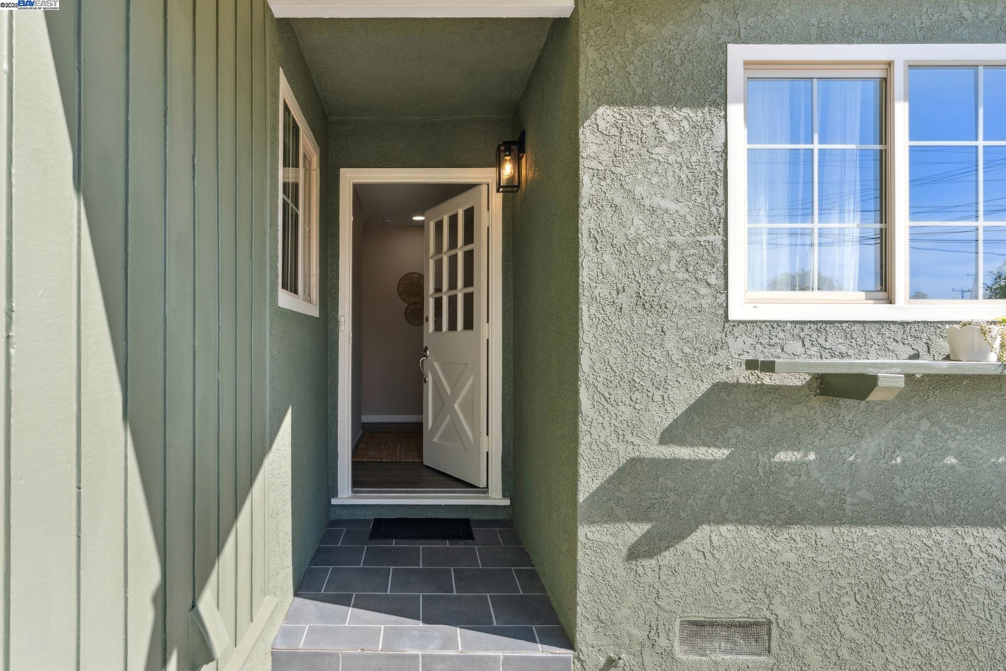 1958 Vining Dr