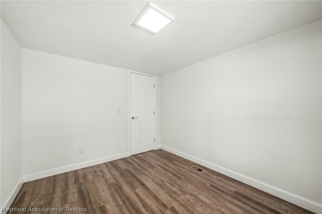 3290 N Horseshoe Drive