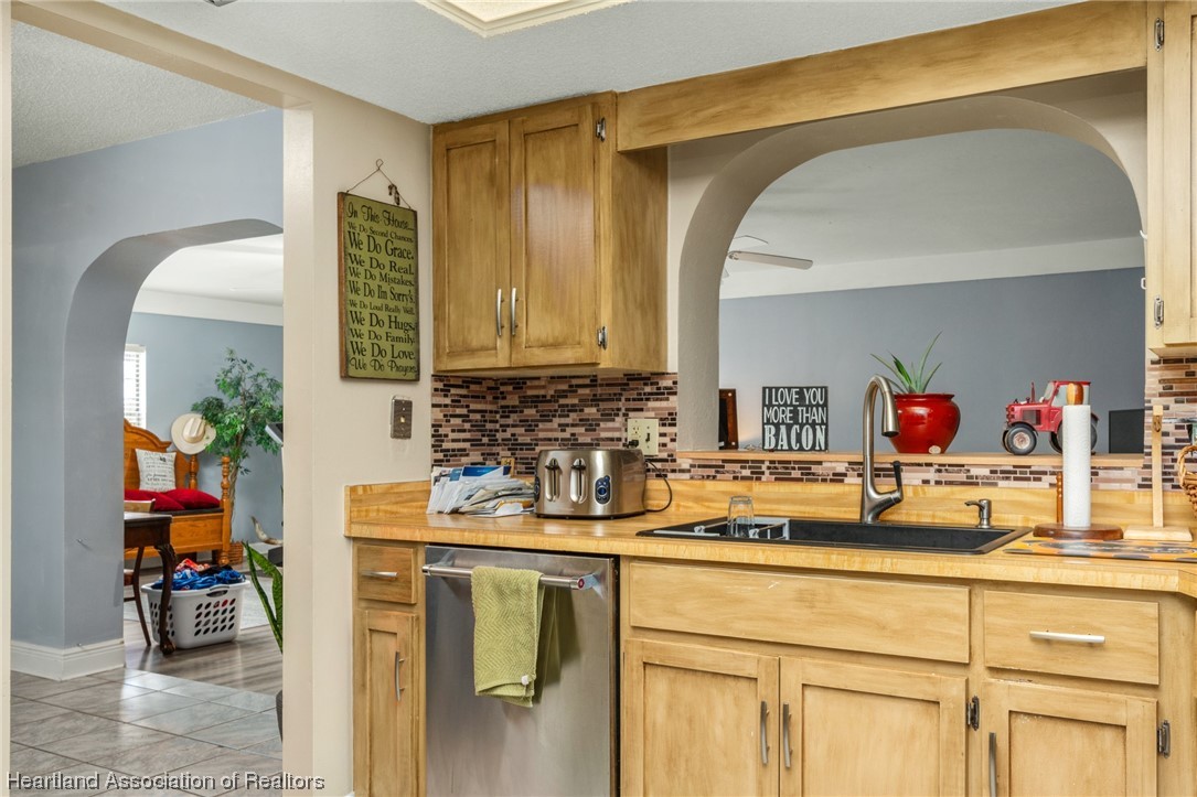 627 Sportsman Avenue