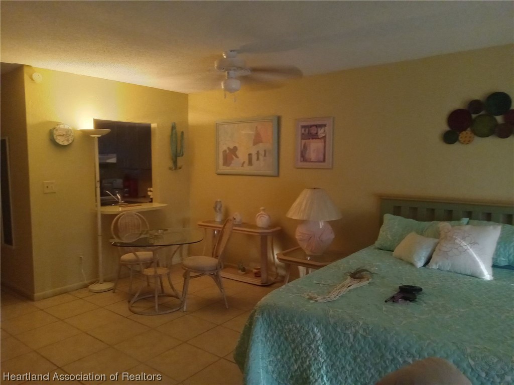 110 Golf Villas Court NW