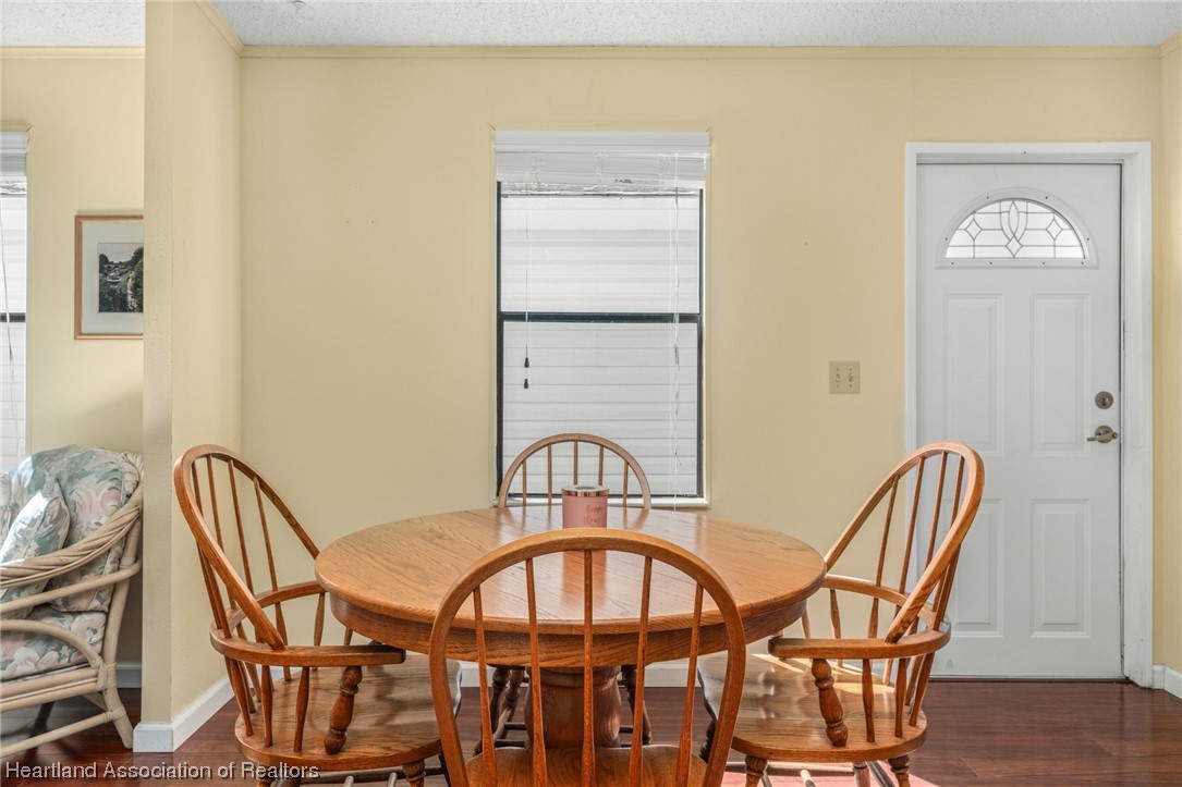 2884 S Driftwood Court