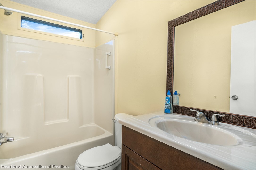 2884 S Driftwood Court