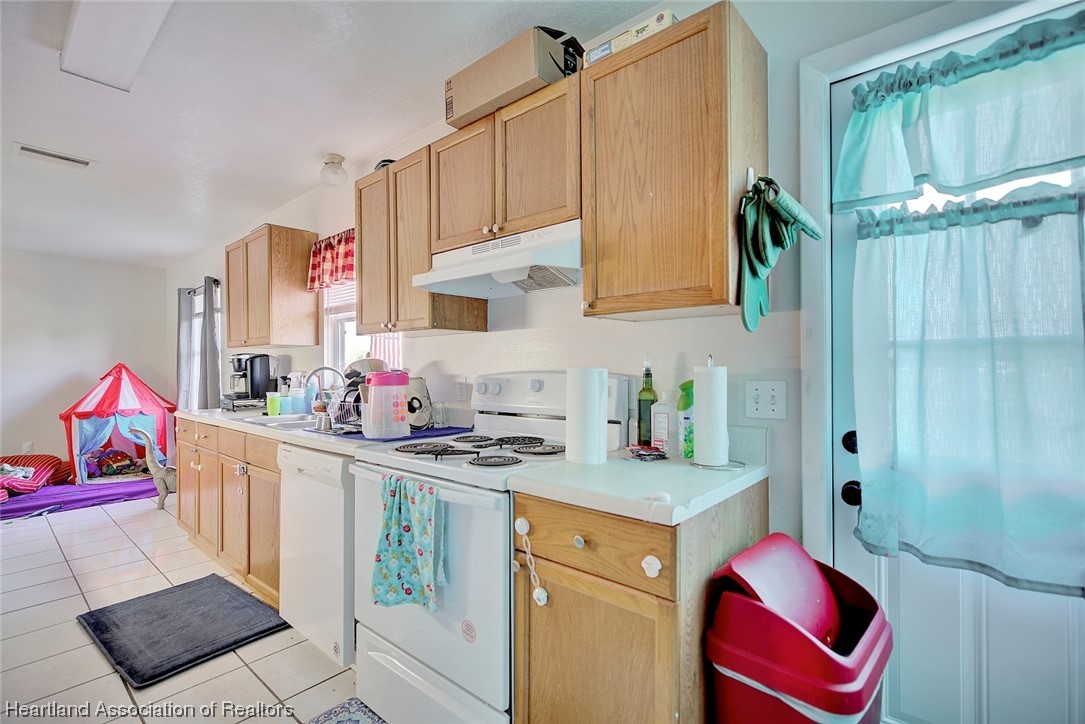 8265, 8267 Cozumel Lane