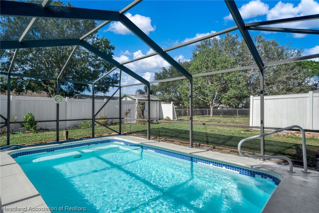 1622 Chatsworth Street