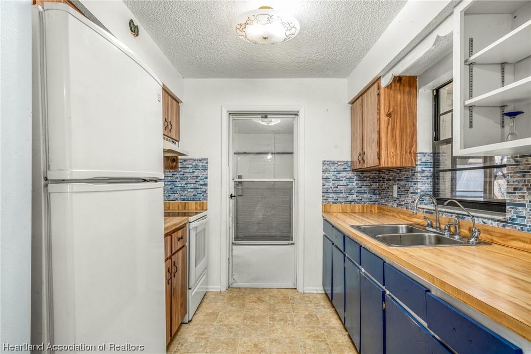 1622 Chatsworth Street