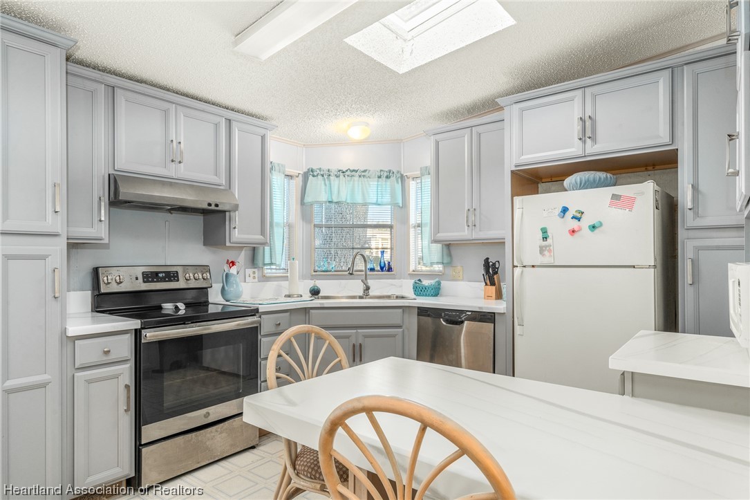 2815 S Dockside Drive