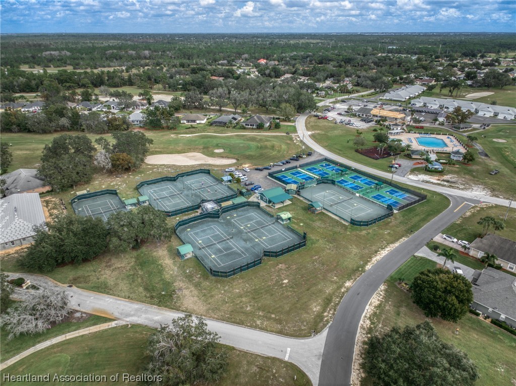 5092 Strafford Oaks Drive