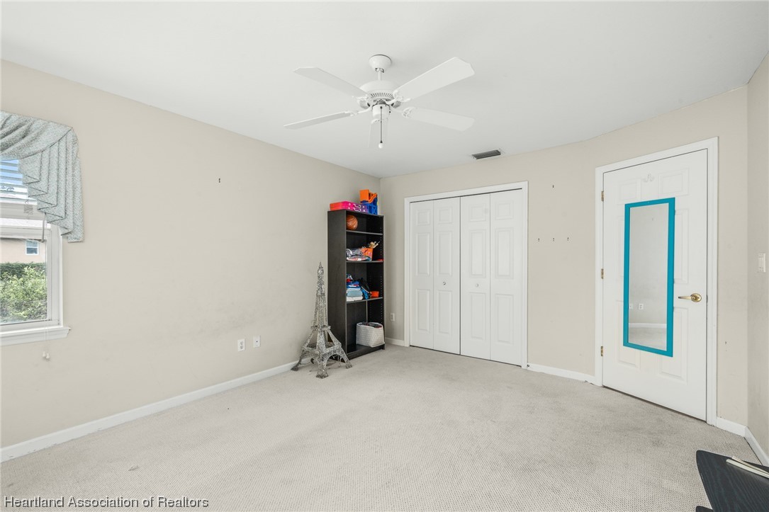 5092 Strafford Oaks Drive