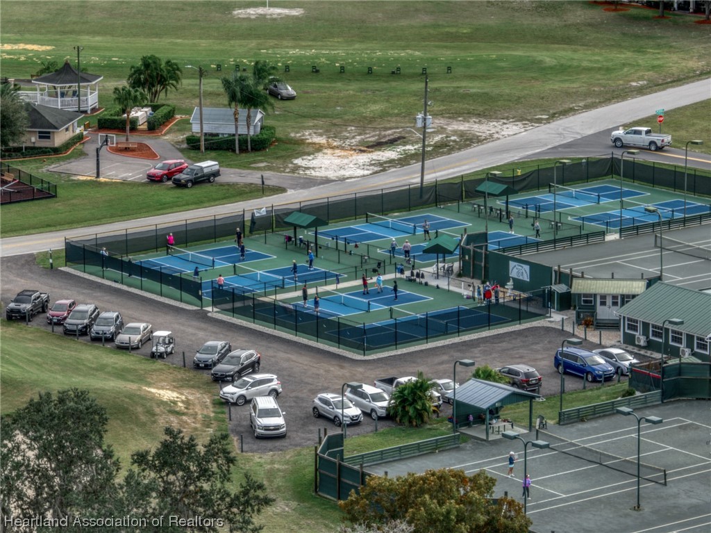 5092 Strafford Oaks Drive