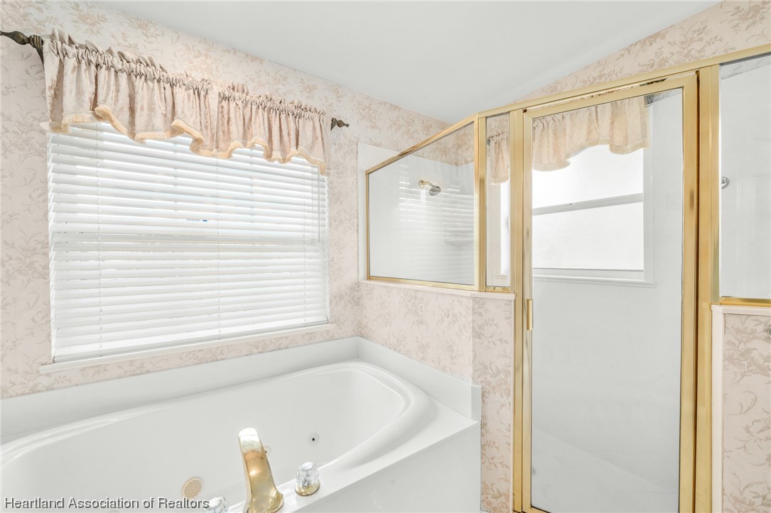 5092 Strafford Oaks Drive