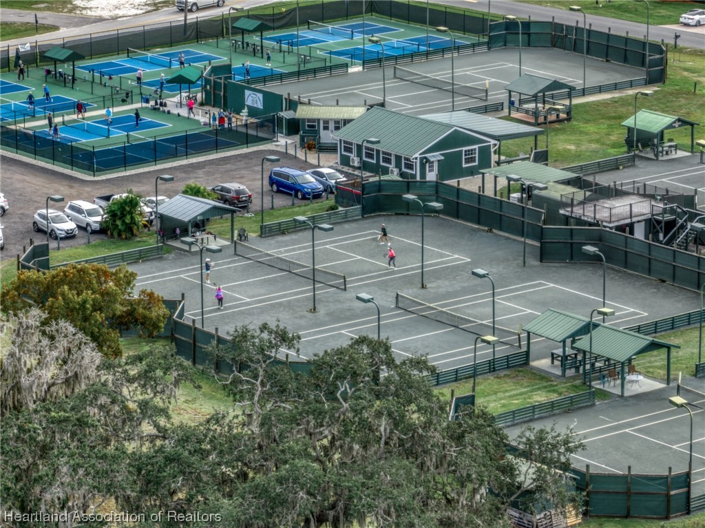 5092 Strafford Oaks Drive