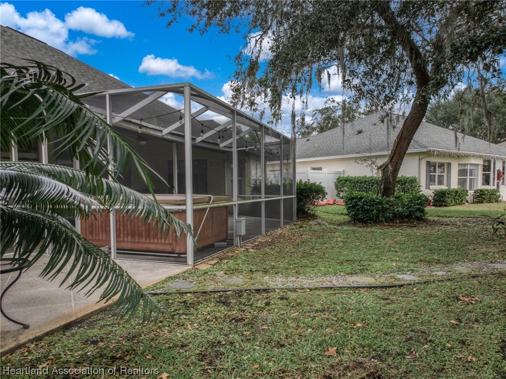 5092 Strafford Oaks Drive