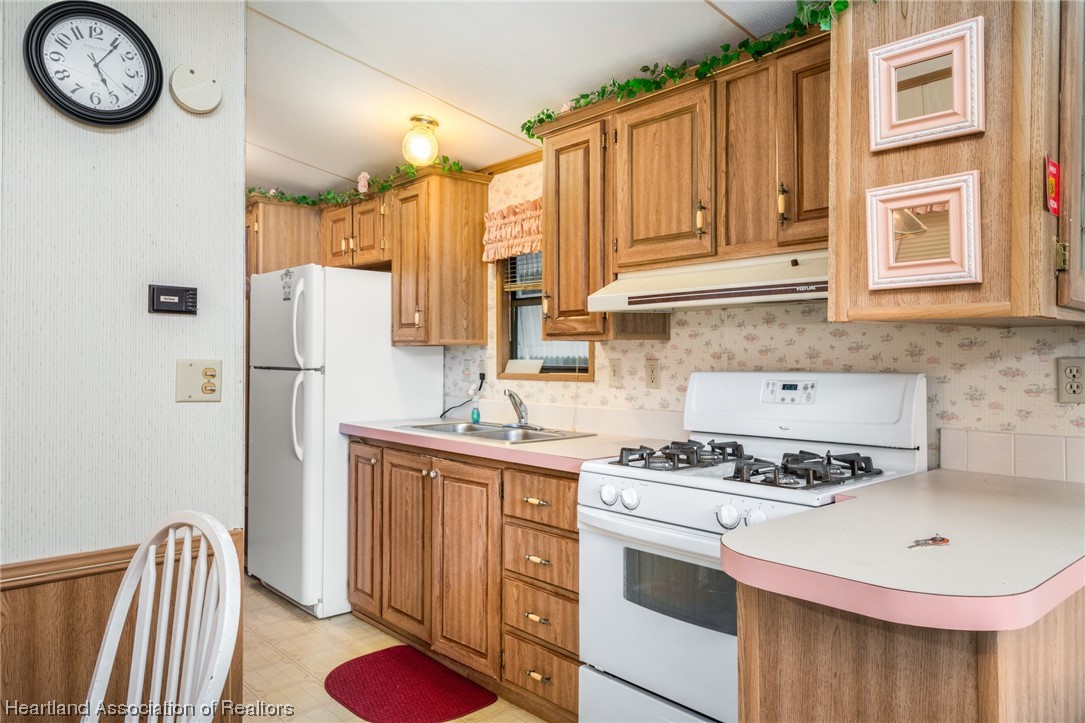 1200 us 27 Highway N 19