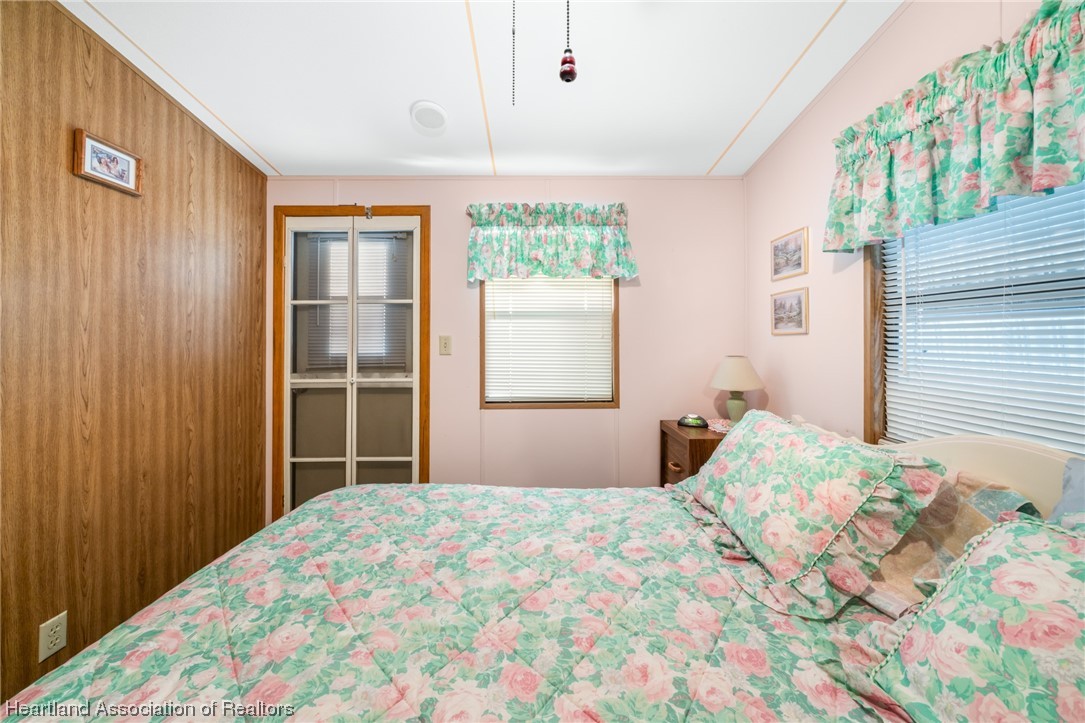 1200 us 27 Highway N 19