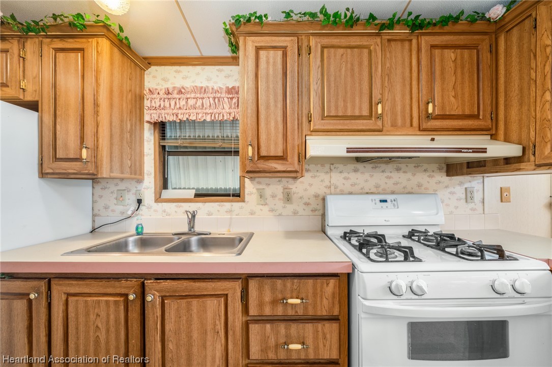 1200 us 27 Highway N 19