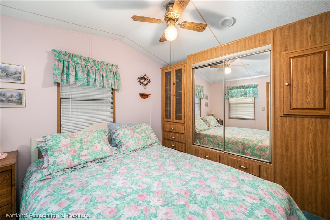 1200 us 27 Highway N 19