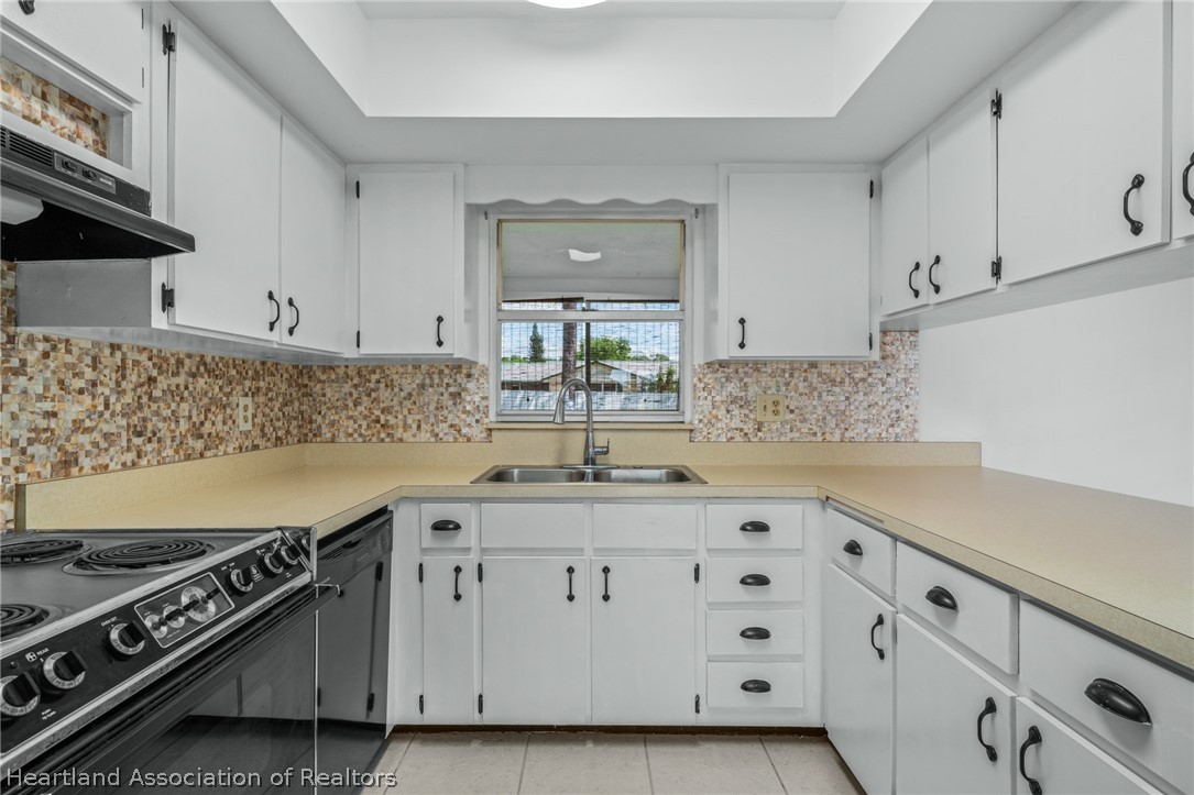 3408 Hollywood Boulevard