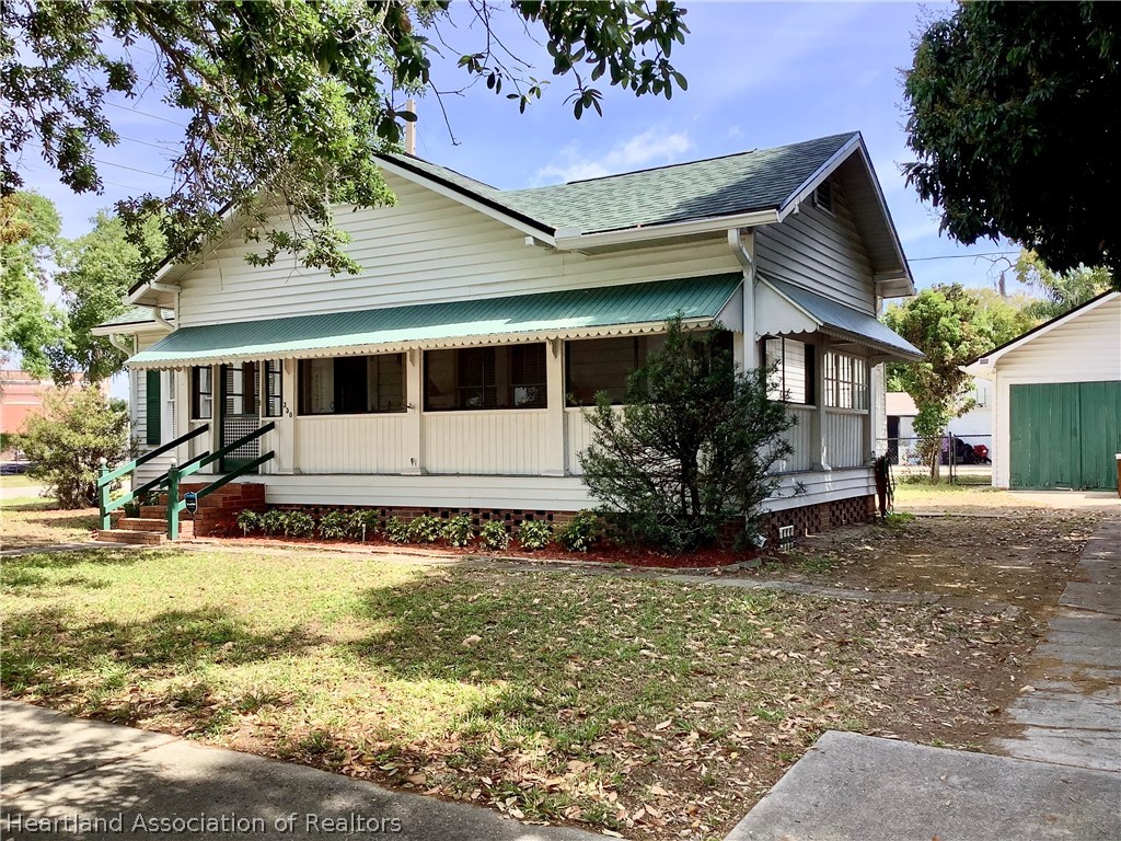 350 N Commerce Avenue