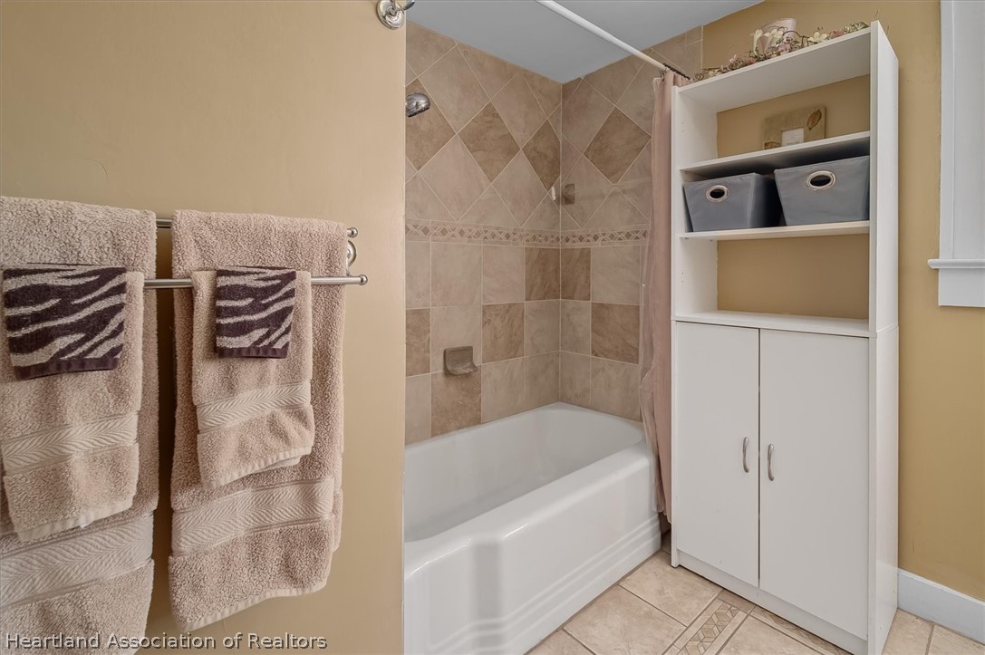 350 N Commerce Avenue