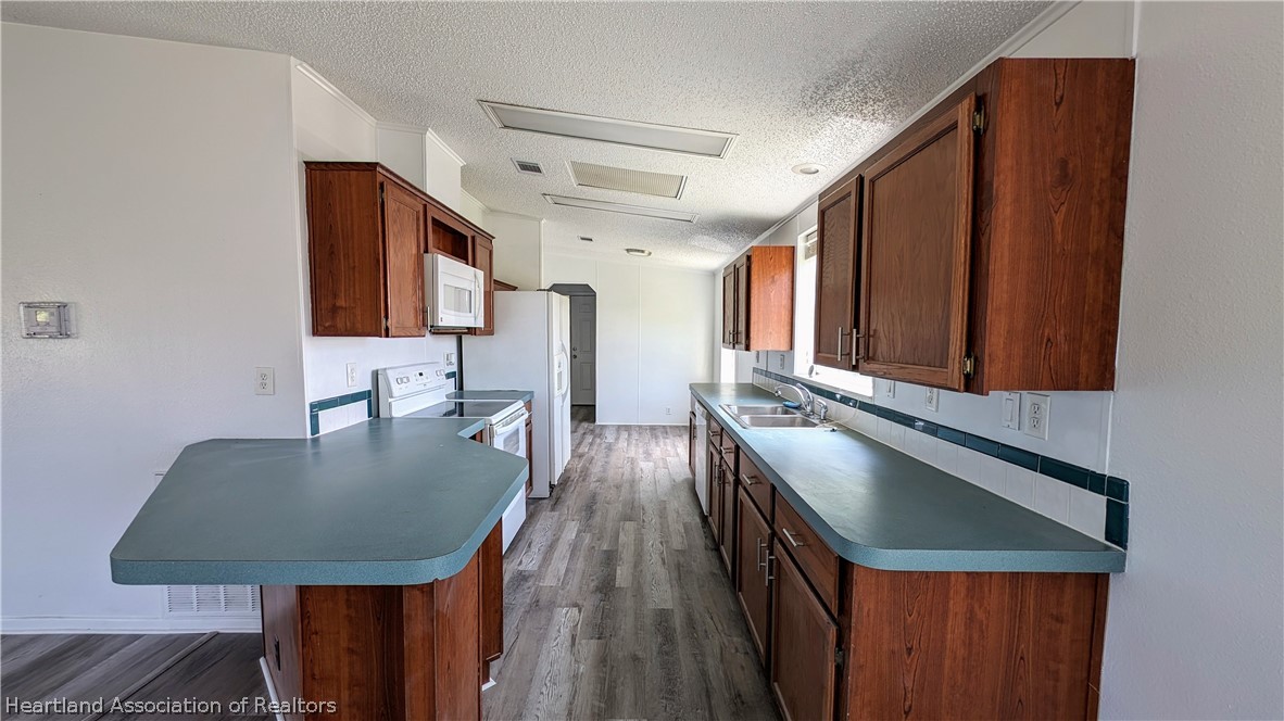 1932 State Road 66 Highway