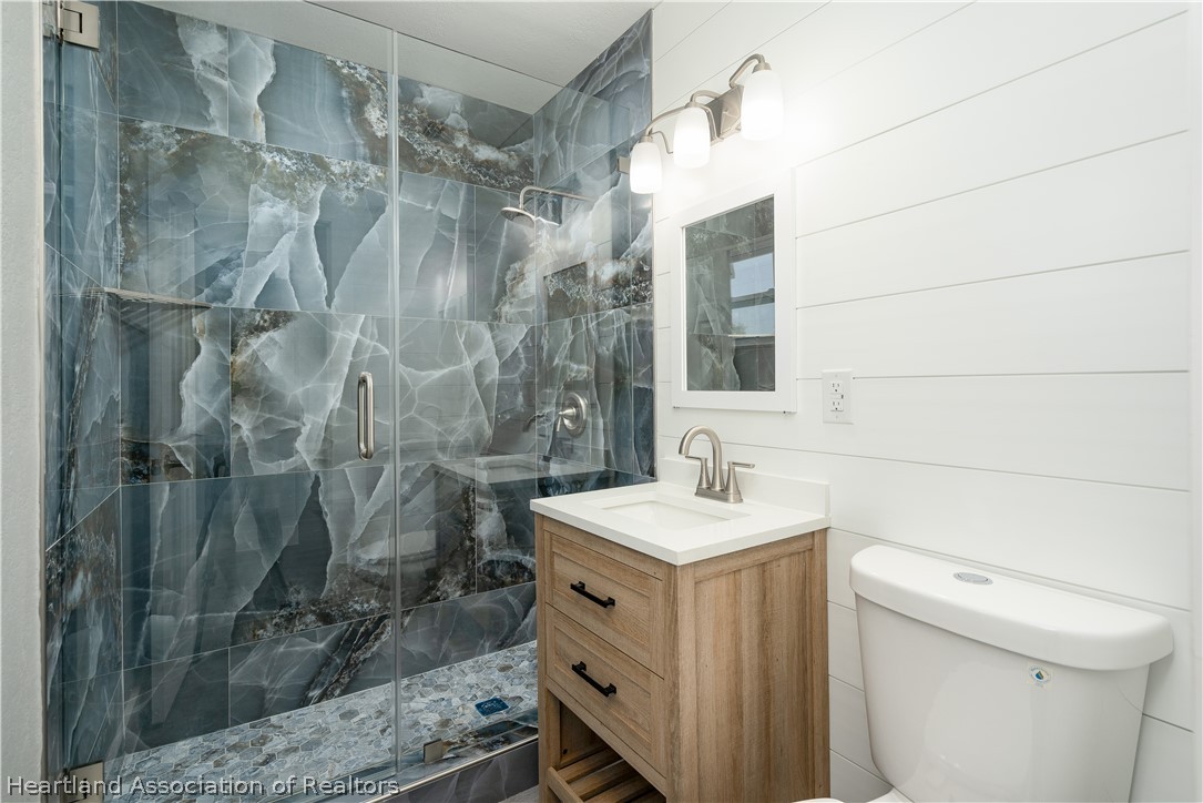 21211 midway Boulevard