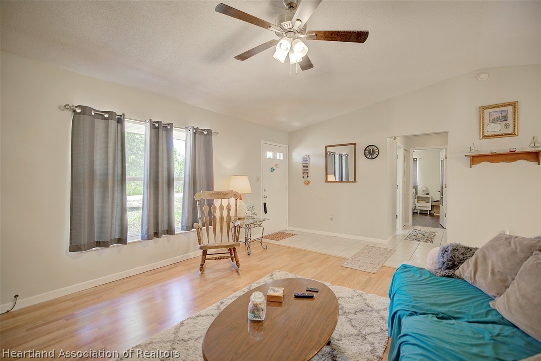 102 Boeing Street NW