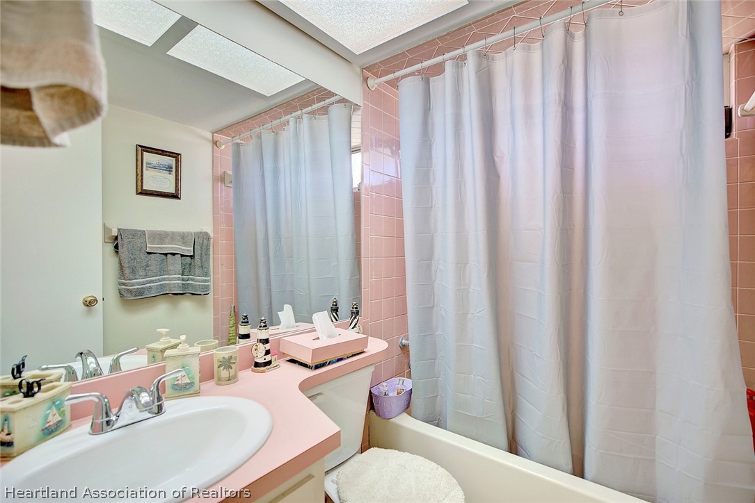 102 Boeing Street NW