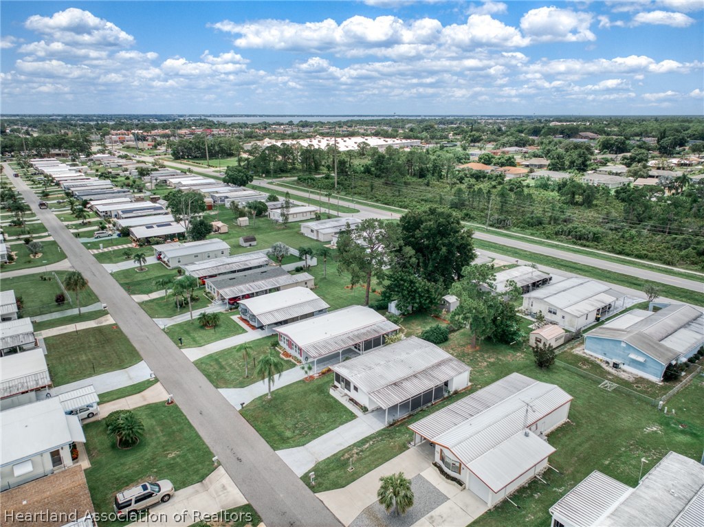 3527 Delaware Avenue