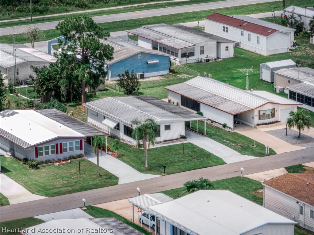 3527 Delaware Avenue