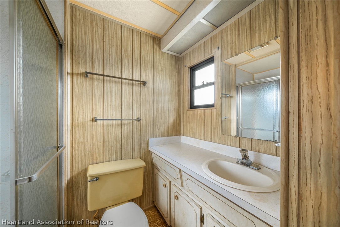 3527 Delaware Avenue