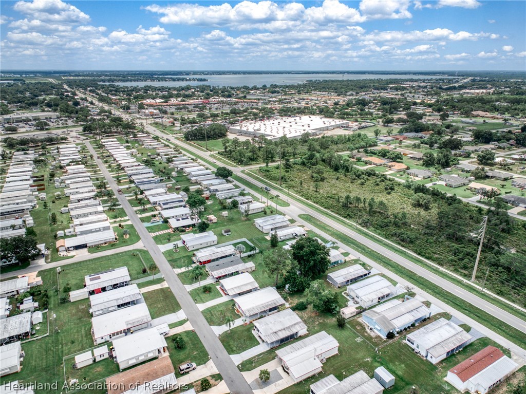 3527 Delaware Avenue