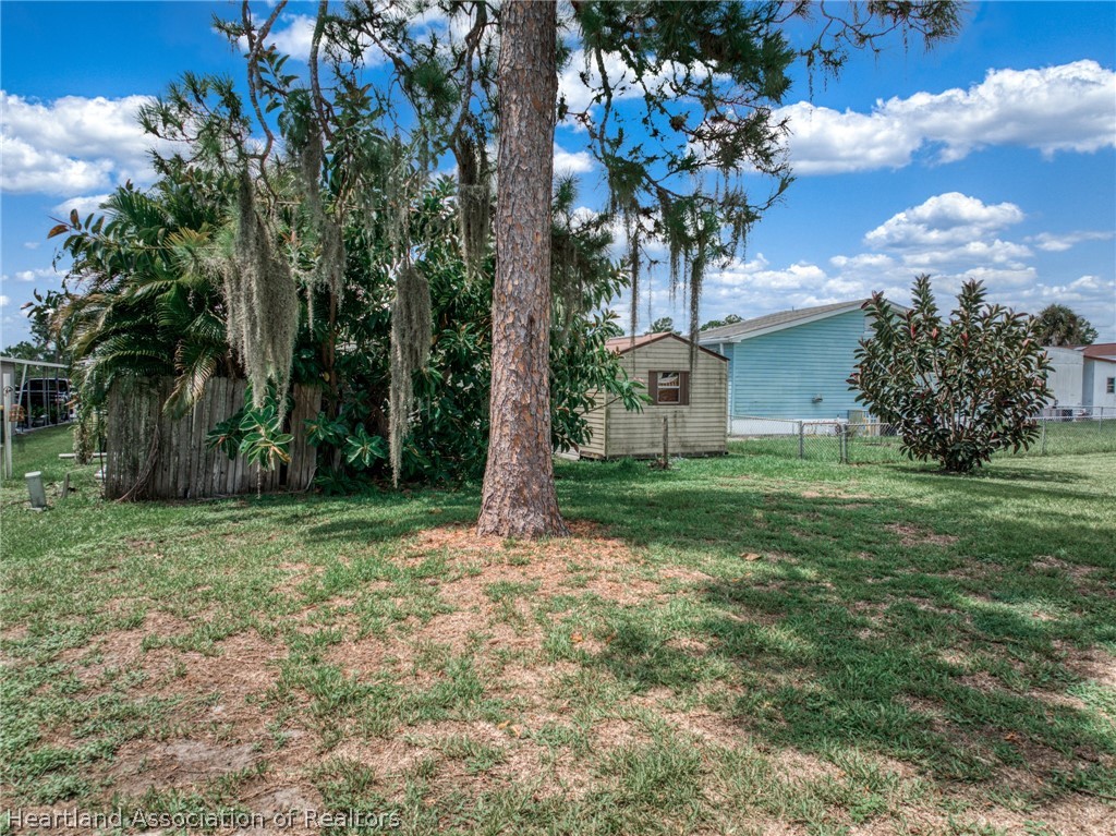 3527 Delaware Avenue