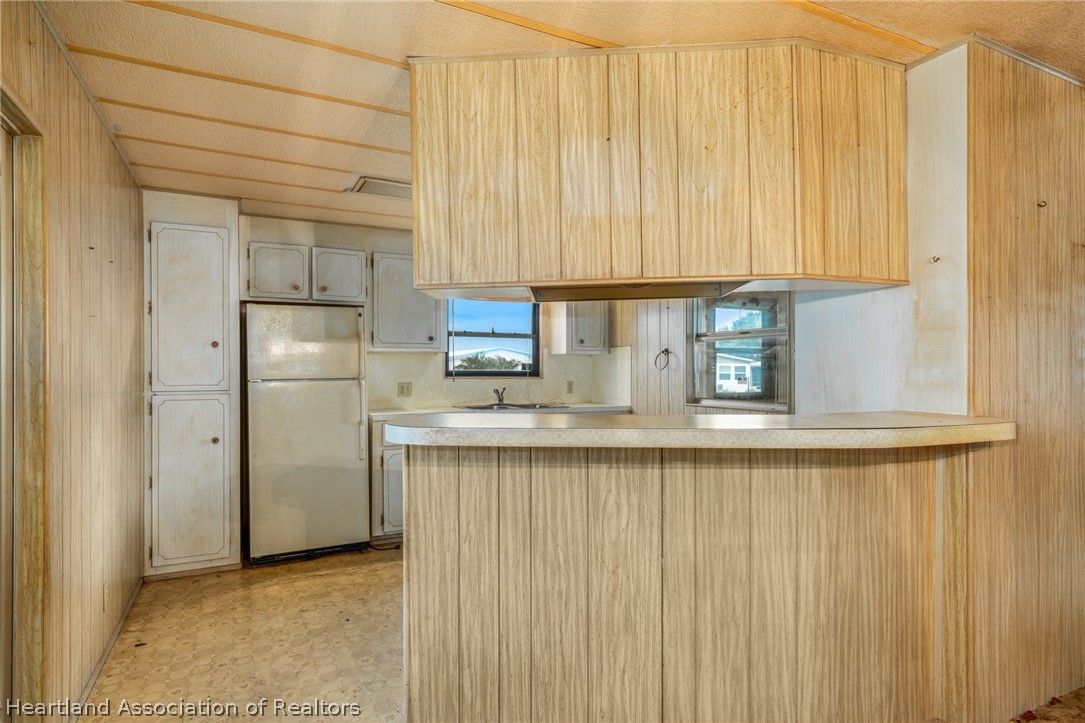 3527 Delaware Avenue