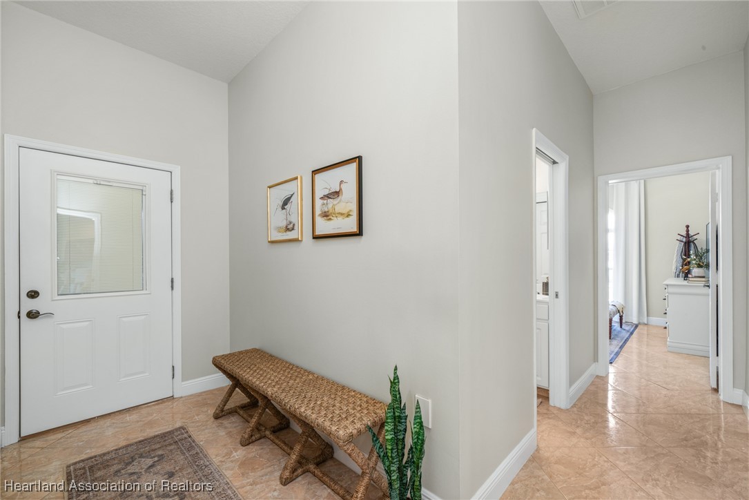 2340 Pinewood Boulevard