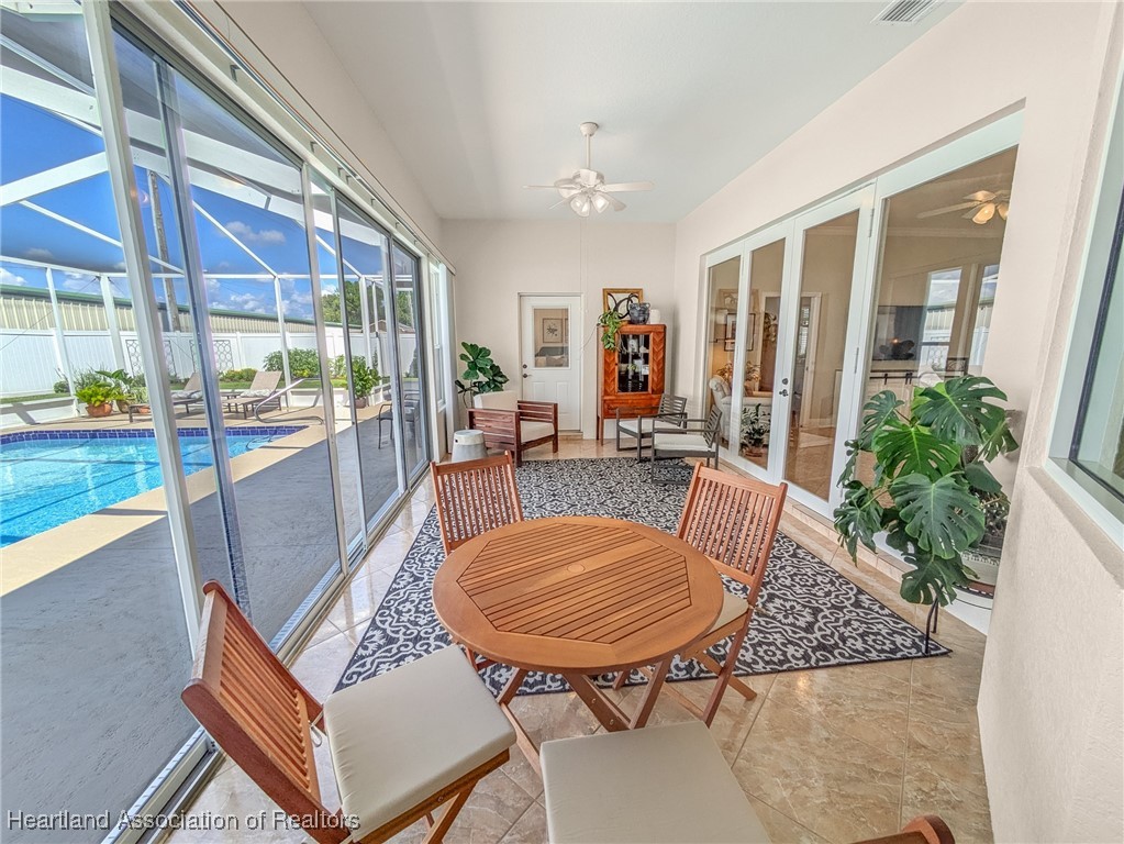 2340 Pinewood Boulevard