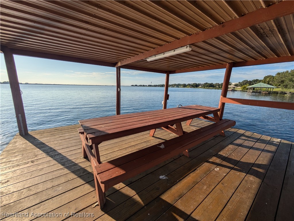 2340 Pinewood Boulevard