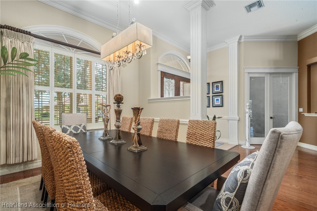 3859 Enchanted Oaks Lane