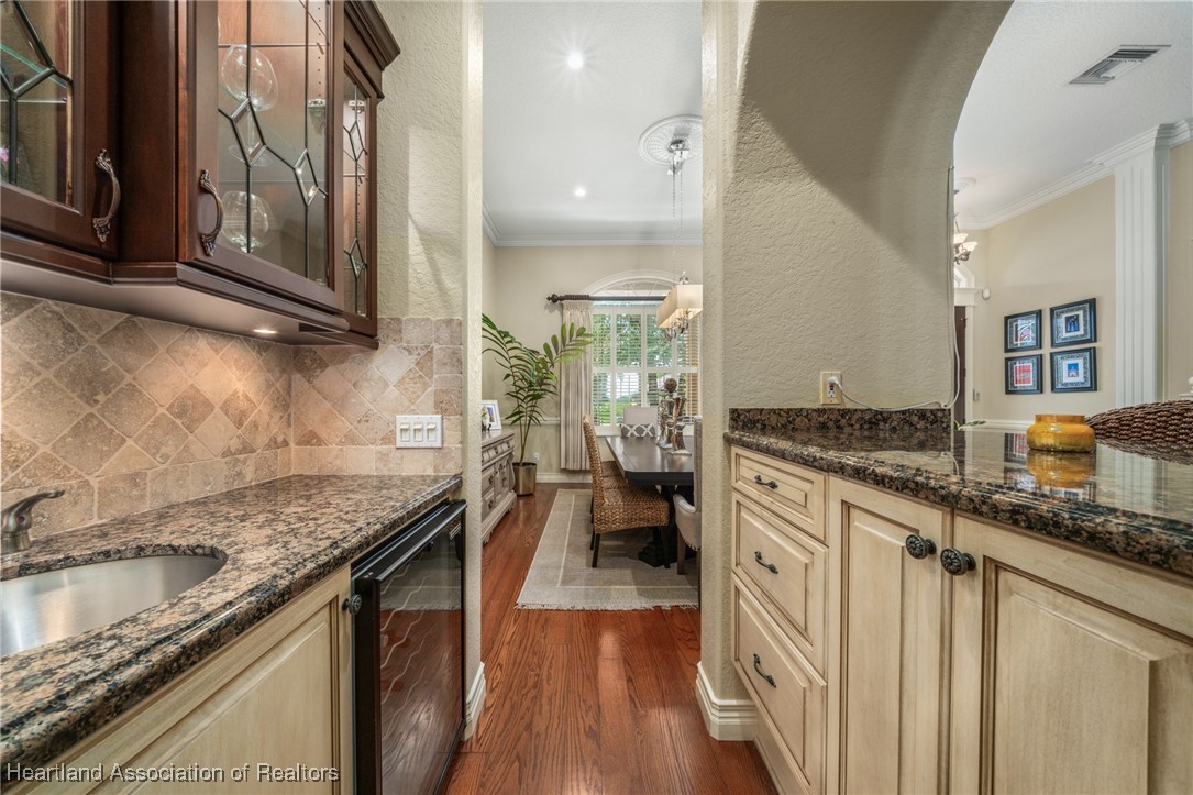 3859 Enchanted Oaks Lane