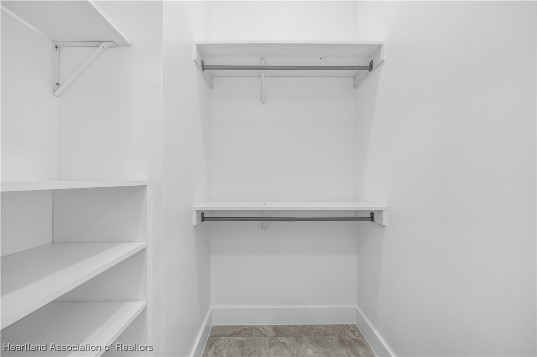 5817 Columbus Boulevard