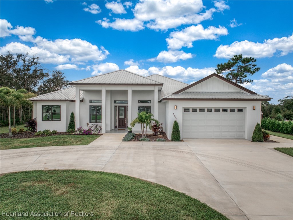 5817 Columbus Boulevard